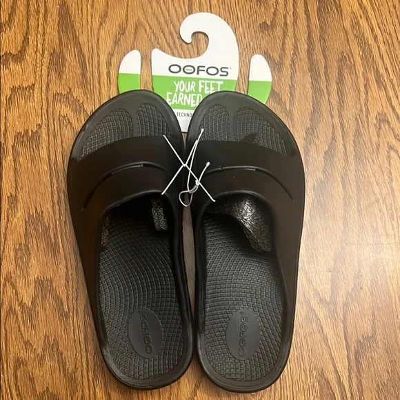OOFOS Black Slide Sandals - Picture 1 of 6